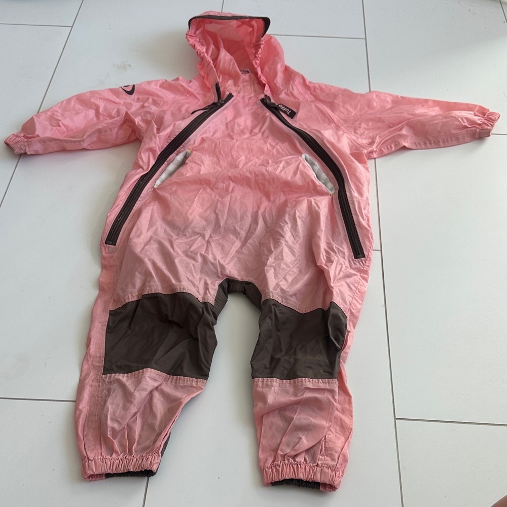 TUFFO waterproof Pink Hooded Snowsuit with Black Accents 4 girls
